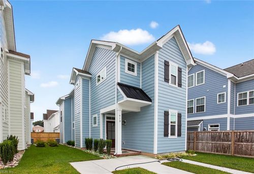 413 24 1/2 St, Virginia Beach, VA, 23451-3217 | Card Image