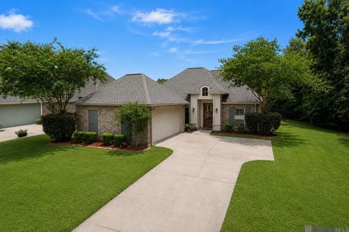 9360 Rustic Rose Dr, Denham Springs, LA, 70726-1708 | Card Image