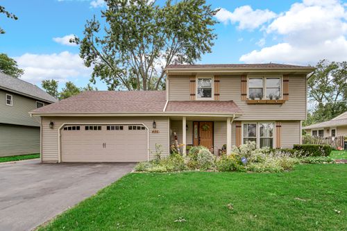 486 Hiawatha Dr, Carol Stream, IL, 60188-1612 | Card Image