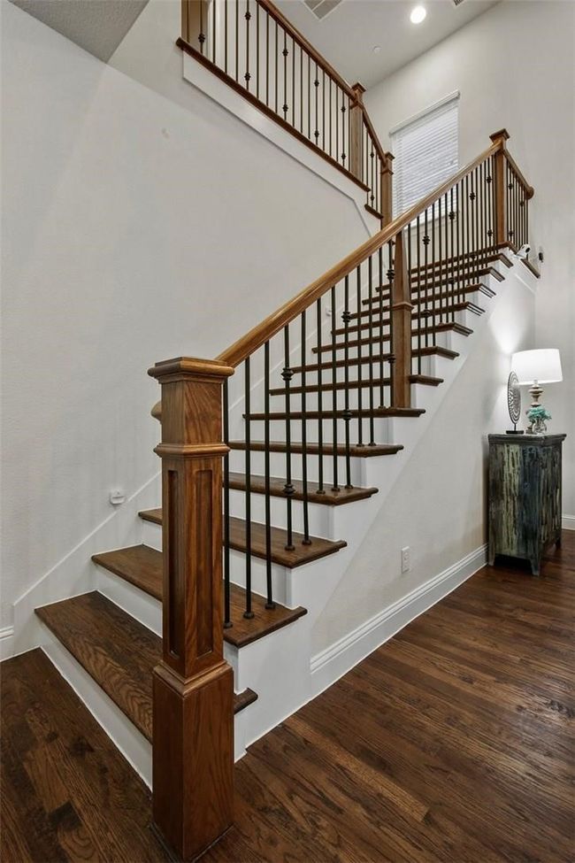 4904 Cloudcroft Ln, House other with 3 bedrooms, 3 bathrooms and null parking in Irving TX | Image 9