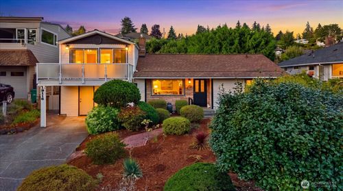 12116 Shorewood Dr Sw, Burien, WA, 98146-2424 | Card Image