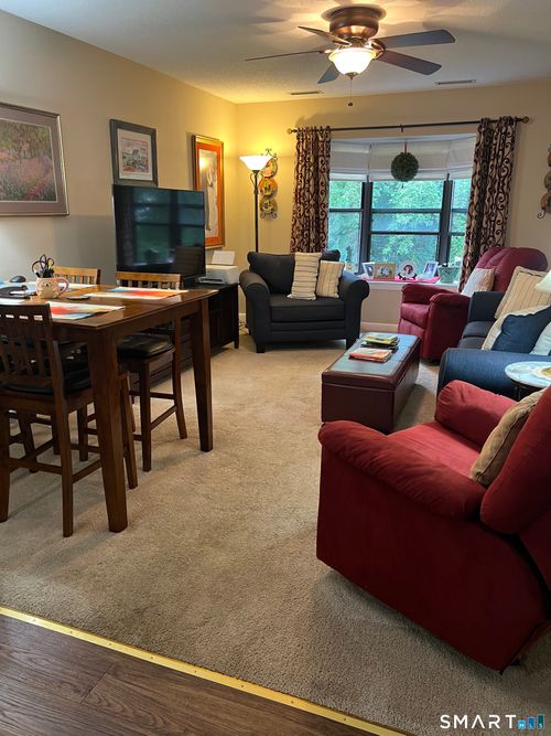 213-216 Quinnipiac Ave, North Haven, CT, 06473-3651 | Card Image