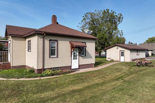 202 6th Ave N, Strum, WI, 54770-7937 | Card Image