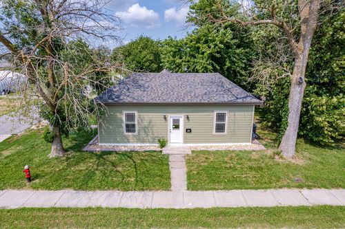 601 E Switzler St, CENTRALIA, MO, 65240-1132 | Card Image