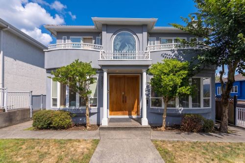 3207 Vimy Cres, Vancouver, BC, V5M4B5 | Card Image