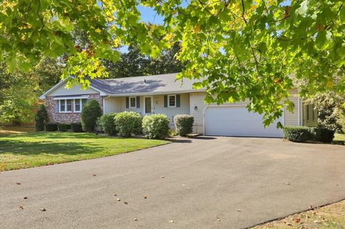 53 Homestead Dr, South Glastonbury, CT, 06073-2806 | Card Image