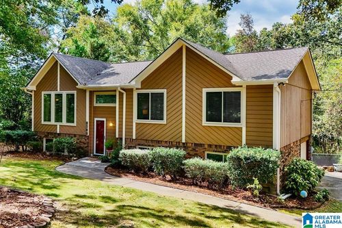 1017 Franks Cir, ALABASTER, AL, 35007-8910 | Card Image