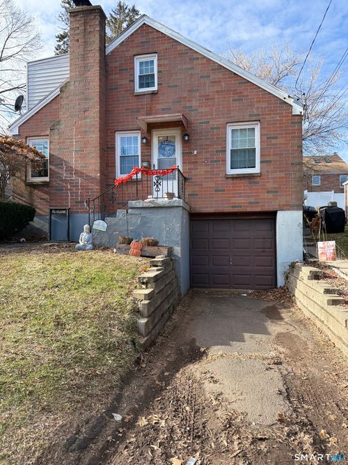 203 Spring St, Meriden, CT, 06451-5352 | Card Image