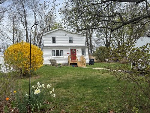 159 Iroquois Rd, Cumberland, RI, 02864-5900 | Card Image