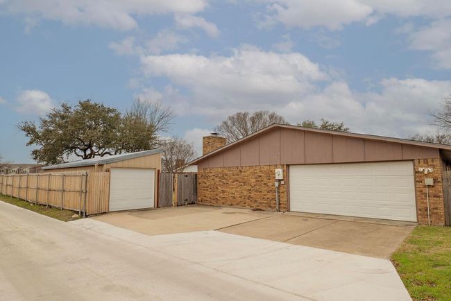 5629 Usher St, House other with 3 bedrooms, 2 bathrooms and null parking in The Colony TX | Image 20