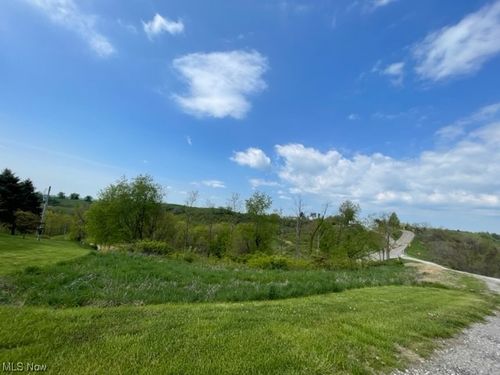  Country Boulevard, Clarington, OH, 43915 | Card Image