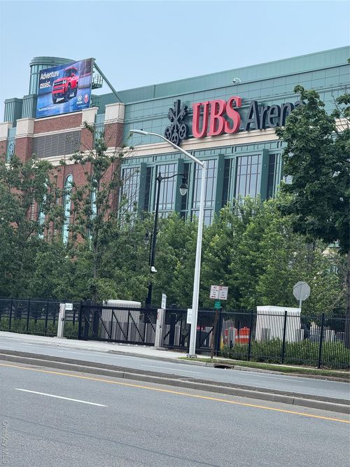 19 Jacob St, Elmont, NY, 11003-1817 | Card Image