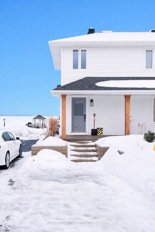 18246 County 2 Road, South Glengarry, ON, K6H5R5 | Card Image