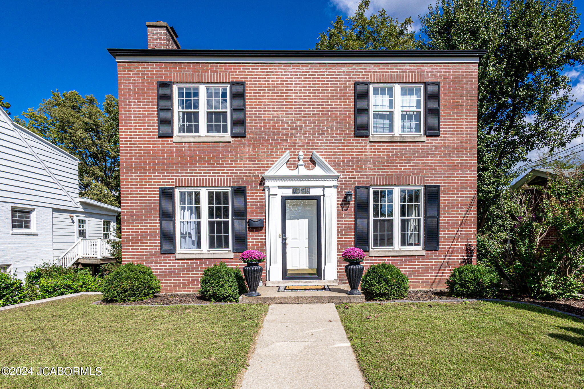 Hayselton Dr, Jefferson City, MO 65109