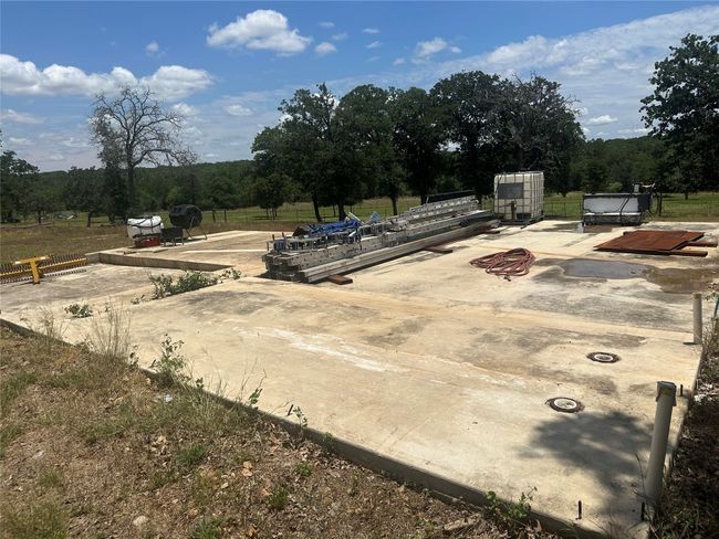 1231 Oak Grove Rd, Home with 4 bedrooms, 3 bathrooms and 6 parking in Luling TX | Image 17