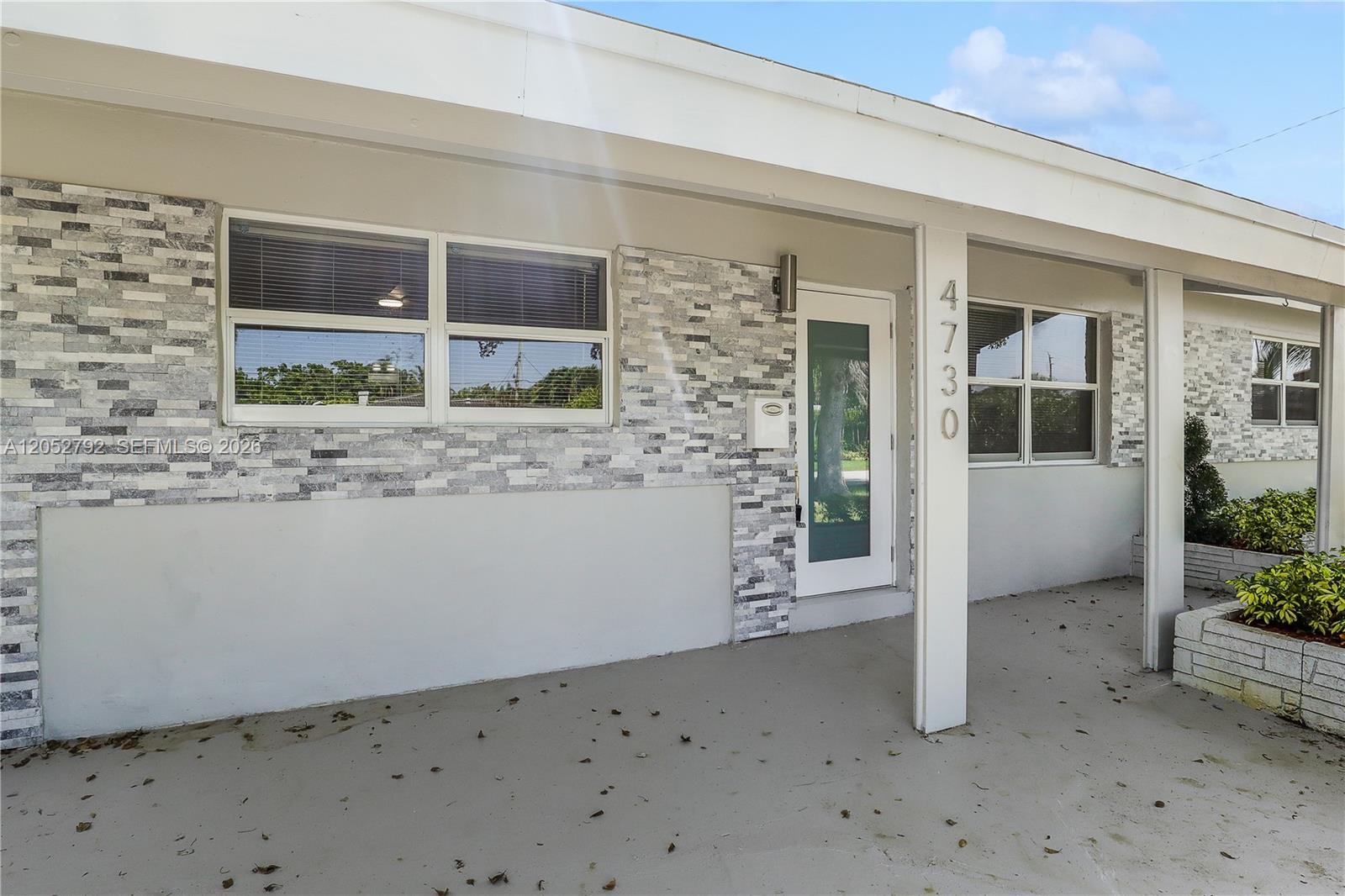 Residential in Oakland Park 3