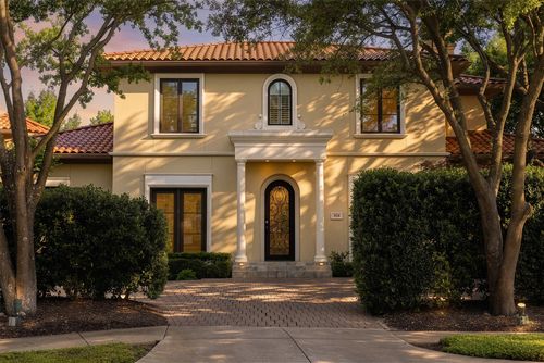 504 Byron Ct, Irving, TX, 75038-6323 | Card Image