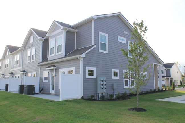 5711 Cloverwood Dr, Condo with 3 bedrooms, 3 bathrooms and 2 parking in Rockvale TN | Image 34