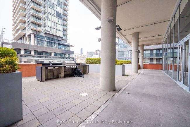 3212 - 21 Widmer St, Condo with 2 bedrooms, 1 bathrooms and null parking in Toronto ON | Image 38