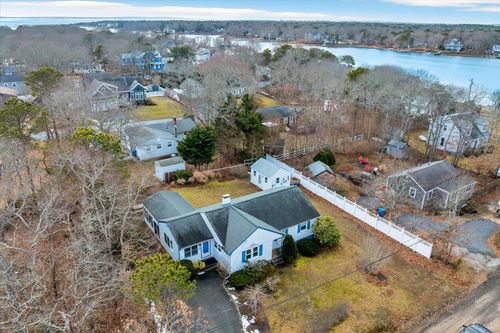 19 Pine Rock Rd, East Falmouth, MA, 02536-7236 | Card Image