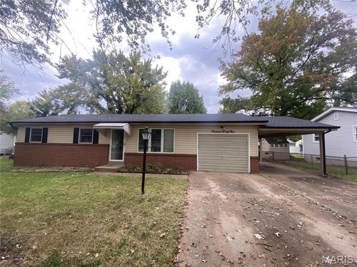 1445 Fairmeadows Ln, Saint Louis, MO, 63138-2512 | Card Image