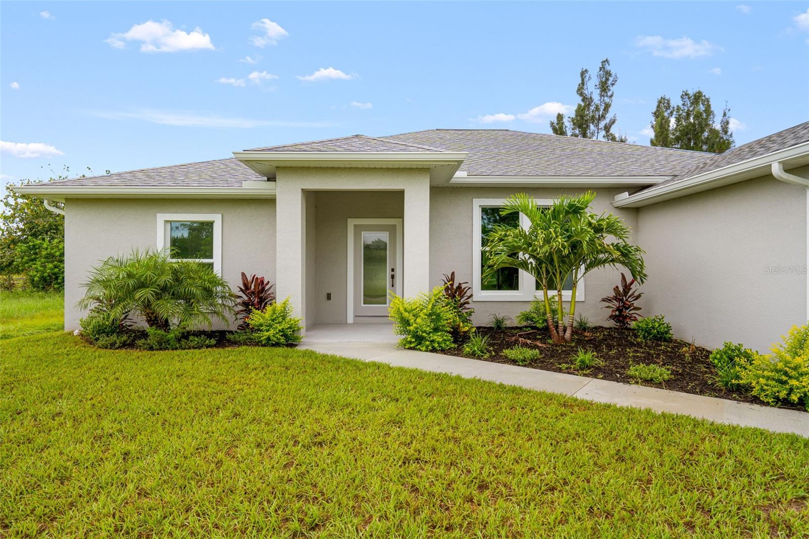 Hernando Rd, North Port, FL 34287