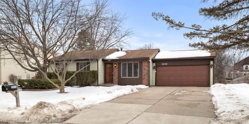 23316 Cranbrooke Dr, Novi, MI, 48375-3709 | Card Image