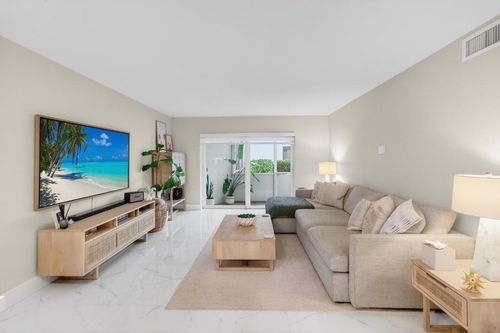 137-322 N Federal Hwy, Deerfield Beach, FL, 33441-2230 | Card Image