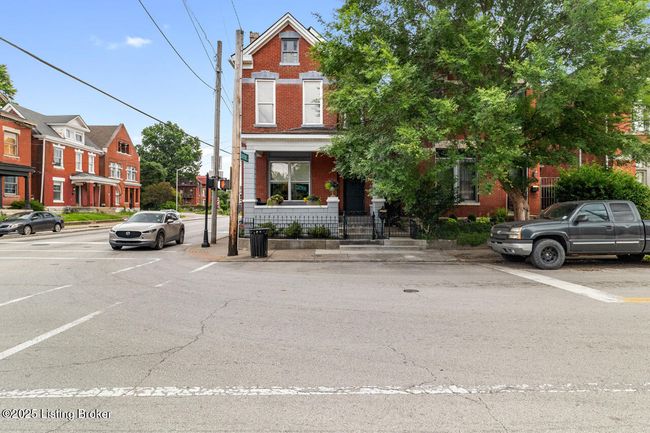 1101 S 1 St St, House other with 3 bedrooms, 2 bathrooms and null parking in Louisville KY | Image 36