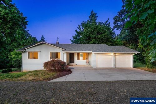 5825 Val View Dr Se, Turner, OR, 97392-9101 | Card Image