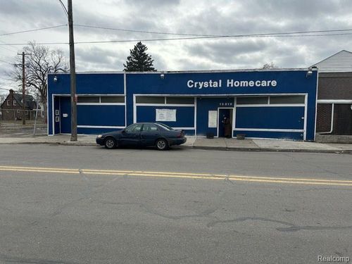 15819 Schoolcraft St, Detroit, MI, 48227-1749 | Card Image