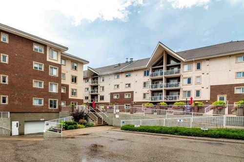 322-1182 Southview Drive Se, Medicine Hat, AB, T1B4L2 | Card Image
