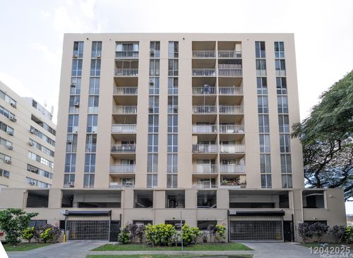 apt-306-1415 Punahou St, Honolulu, HI, 96822-4703 | Card Image
