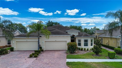 804 Chipper Dr, Sun City Center, FL, 33573-5875 | Card Image