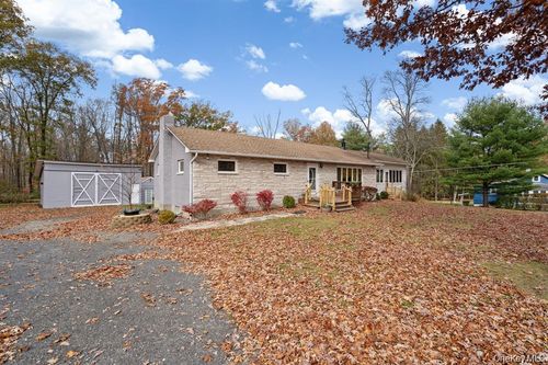1-7 Red Top Rd, Wallkill, NY, 12589-3518 | Card Image