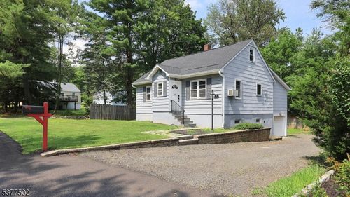 50 Roseland Ave, Warren, NJ, 07059-5747 | Card Image