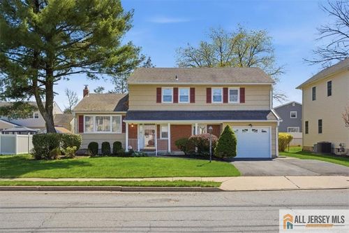 94 Calvert Ave E, Edison, NJ, 08820-3729 | Card Image