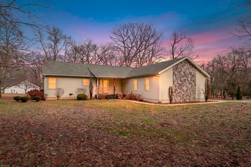 61833 Bayshore Dr, Sturgis, MI, 49091-9657 | Card Image