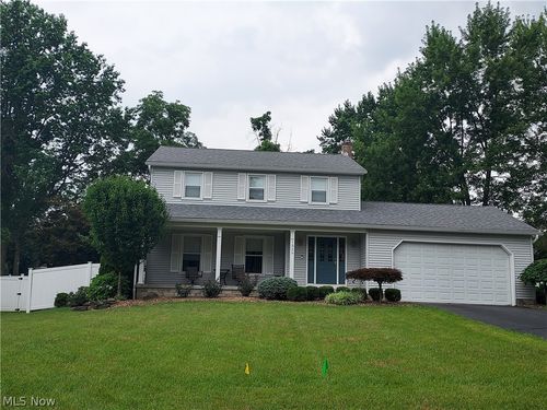 1329 Valley View Dr, Youngstown, OH, 44512-3750 | Card Image