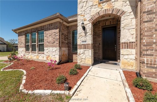 2708 Stronghold Cv, College Station, TX, 77845-7989 | Card Image