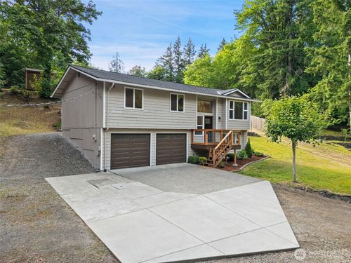 9435 Echo Valley Rd Nw, Bremerton, WA, 98312-9109 | Card Image