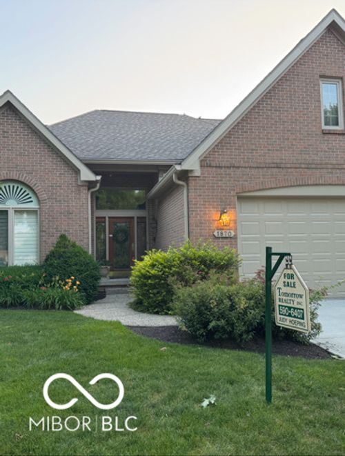 10-1870 Broadleaf Ct, Greenwood, IN, 46143-8829 | Card Image