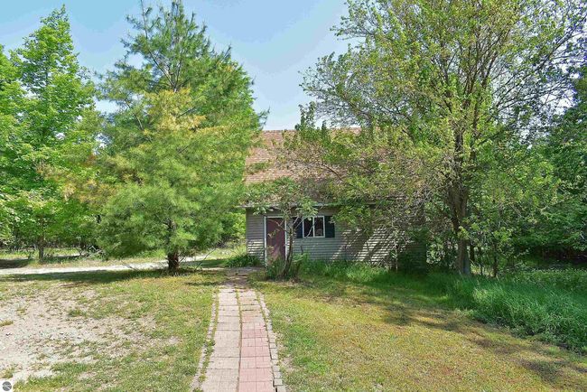 4467 S Forthill Rd, House other with 3 bedrooms, 2 bathrooms and null parking in Suttons Bay MI | Image 53