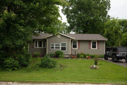 7494 Ravenswood Rd, Kimball, MI, 48074-2824 | Card Image