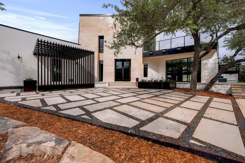 700 Rancho Grande Dr, Wimberley, TX, 78676-5896 | Card Image