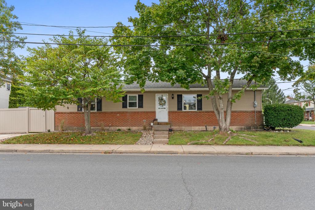 Erie Ave, Quakertown, PA 18951