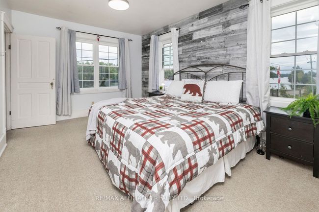 5601 Centennial Lake Rd, House other with 3 bedrooms, 3 bathrooms and 6 parking in Griffith ON | Image 17