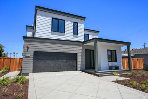 2020 Eagle Ct, Santa Rosa, CA, 95403-0933 | Card Image