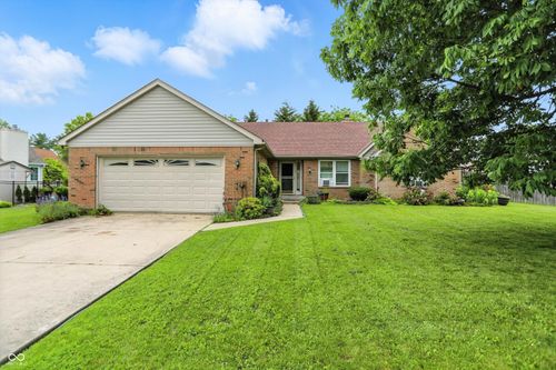 1106 Summer Way Ct, Shelbyville, IN, 46176-3269 | Card Image