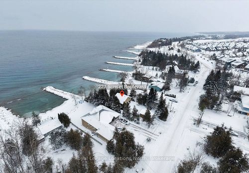 227 Sunset Boulevard, Blue Mountains, ON, N0H2P0 | Card Image